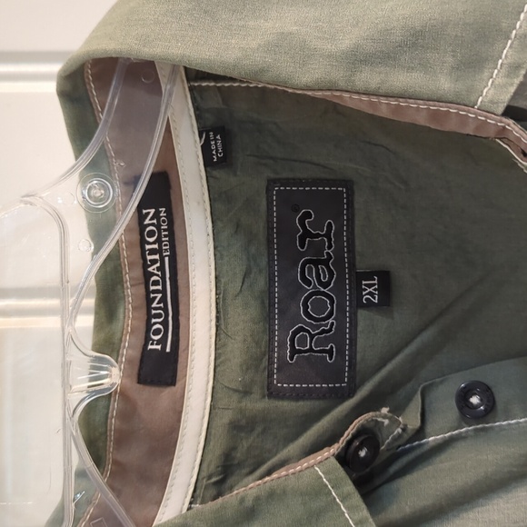 Roar Men's Shirt - Picture 3 of 9